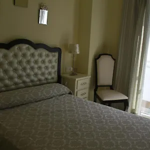 Affittacamere Hostal Flor De Lis- Lojo, Conil De La Frontera